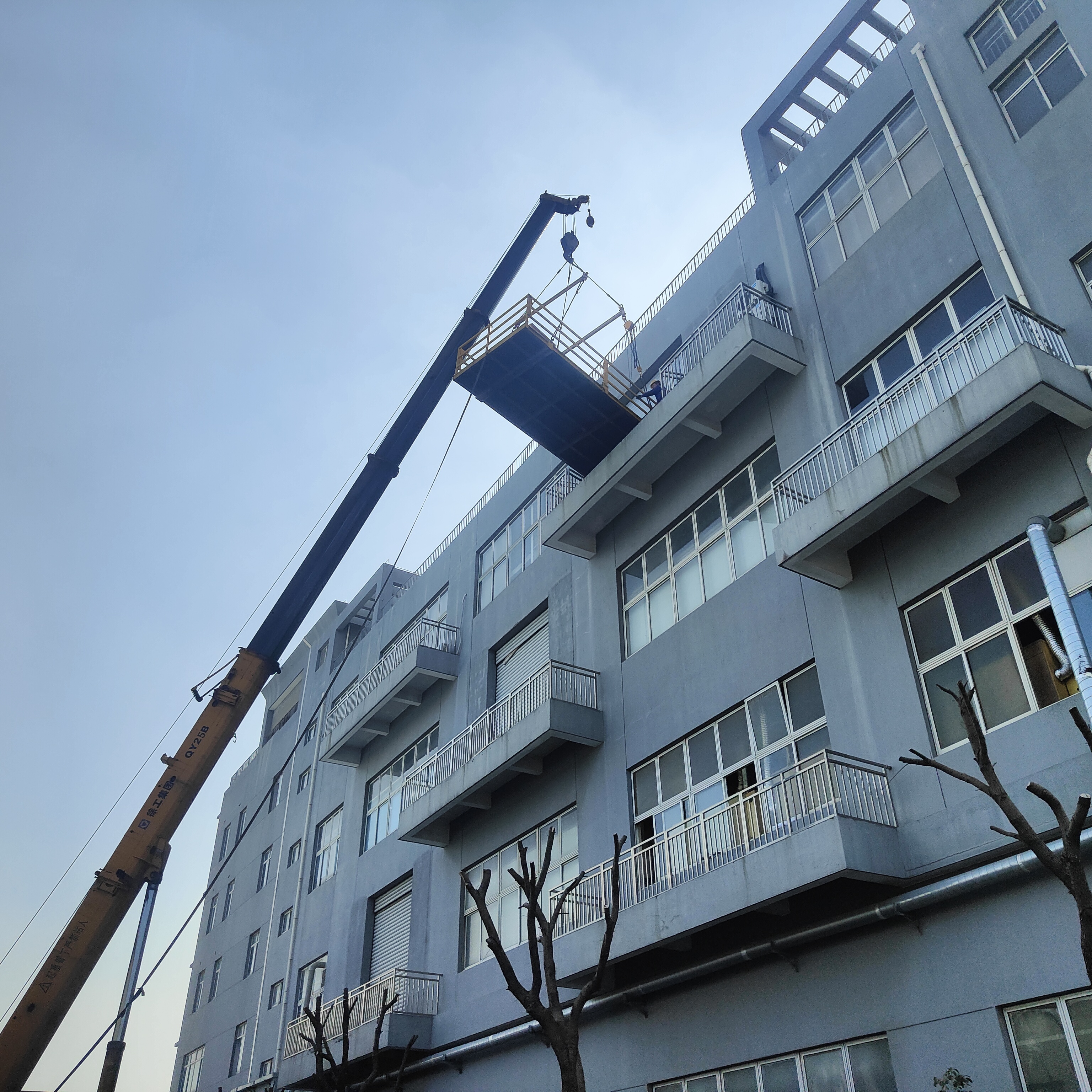 上海STM貼片機設備吊裝搬運施工